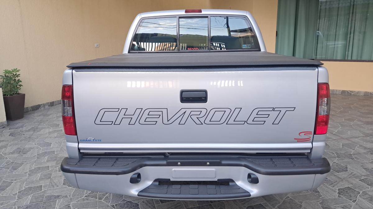 S10 - Foto #10 do anúncio à venda de Carro clássico
