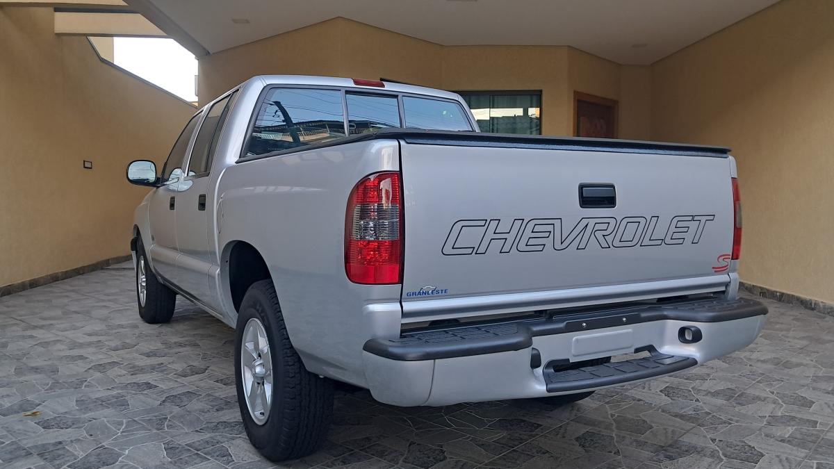 S10 - Foto #15 do anúncio à venda de Carro clássico