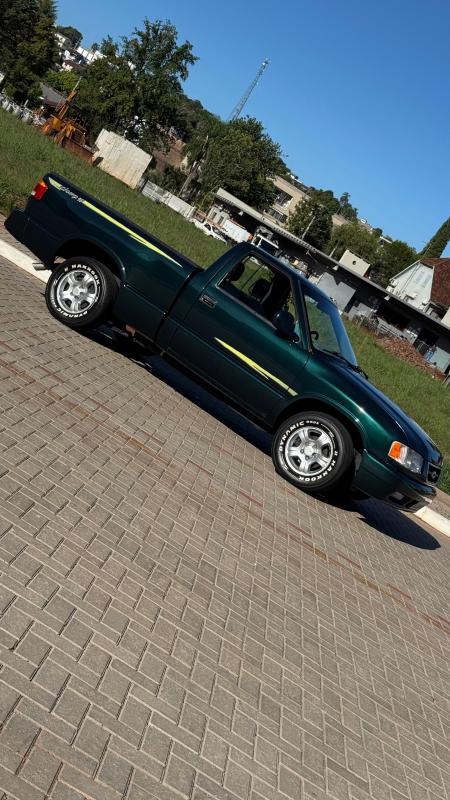 S10 - Foto #7 do anúncio à venda de Carro clássico