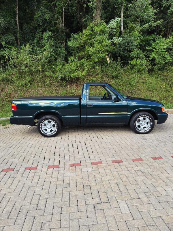 S10 - Foto #8 do anúncio à venda de Carro clássico