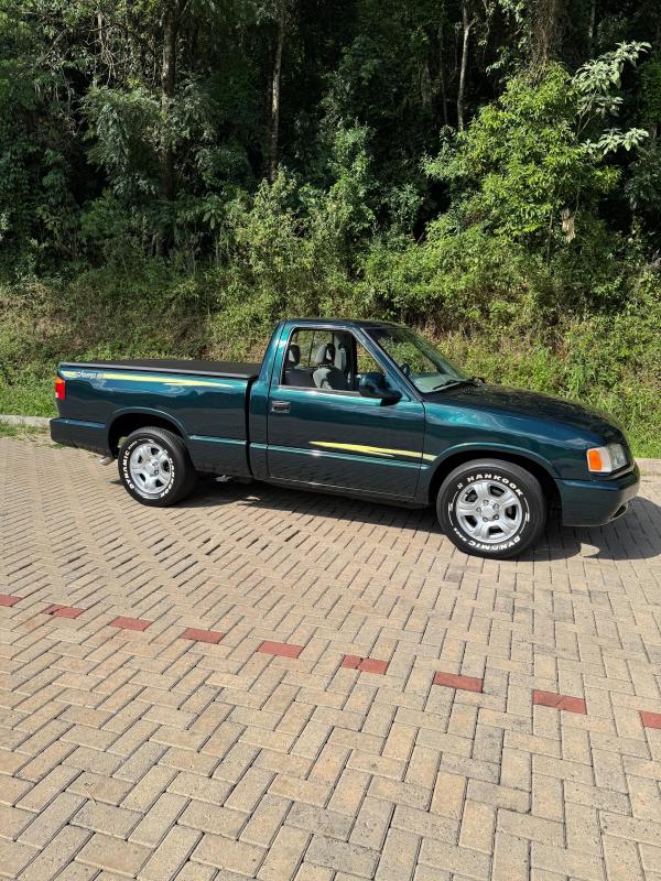 S10 - Foto #13 do anúncio à venda de Carro clássico
