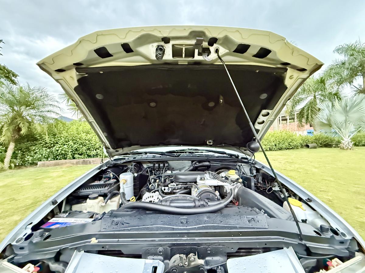 S10 - Foto #2 do anúncio à venda de Carro clássico