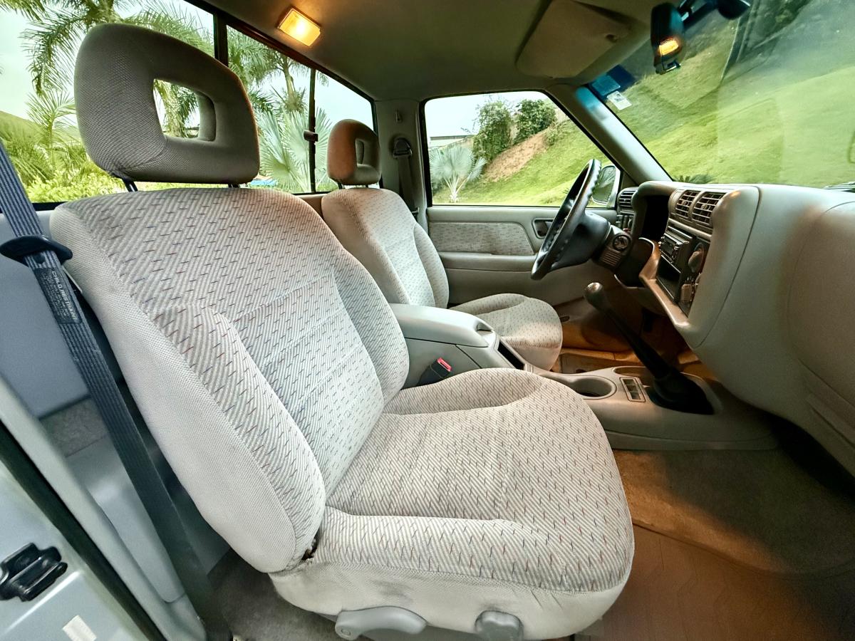 S10 - Foto #21 do anúncio à venda de Carro clássico
