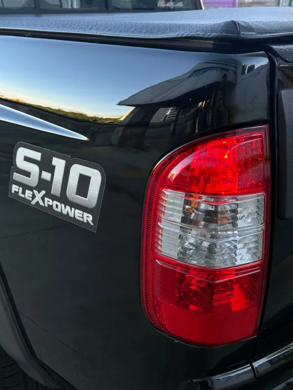 S10 - Foto #13 do anúncio à venda de Carro clássico