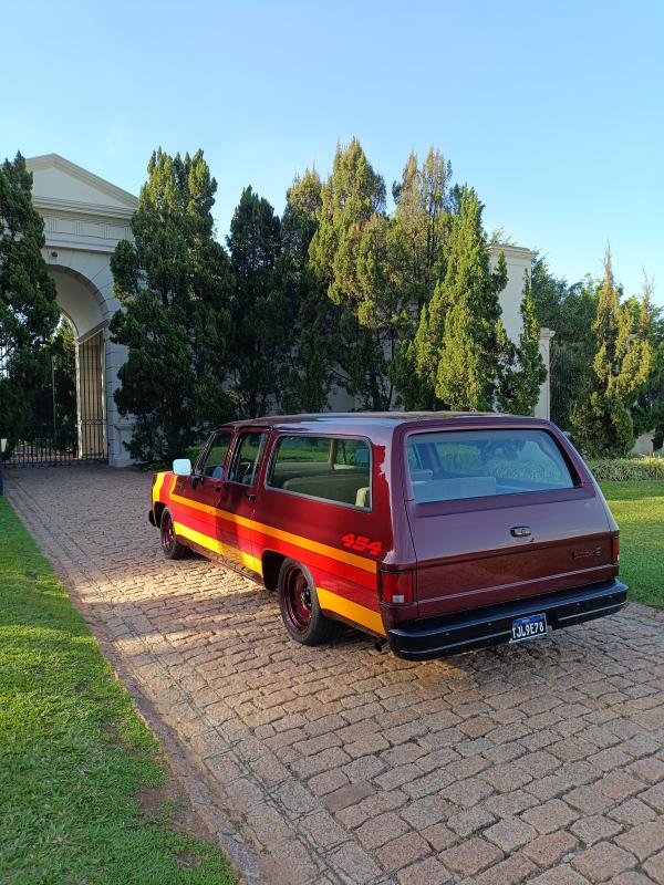 Suburban - Foto #13 do anúncio à venda de Carro clássico