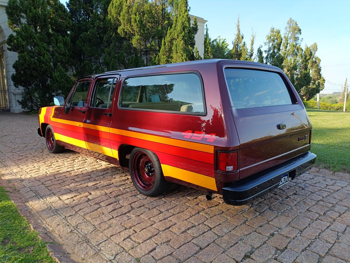 Suburban - Foto #22 do anúncio à venda de Carro clássico