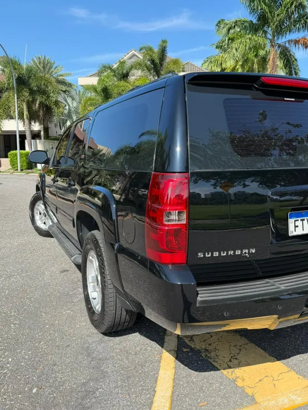 Suburban - Foto #10 do anúncio à venda de Carro clássico