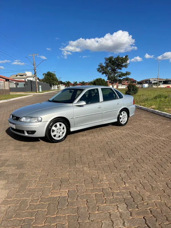 Vectra - Foto #2 do anúncio à venda de Carro clássico