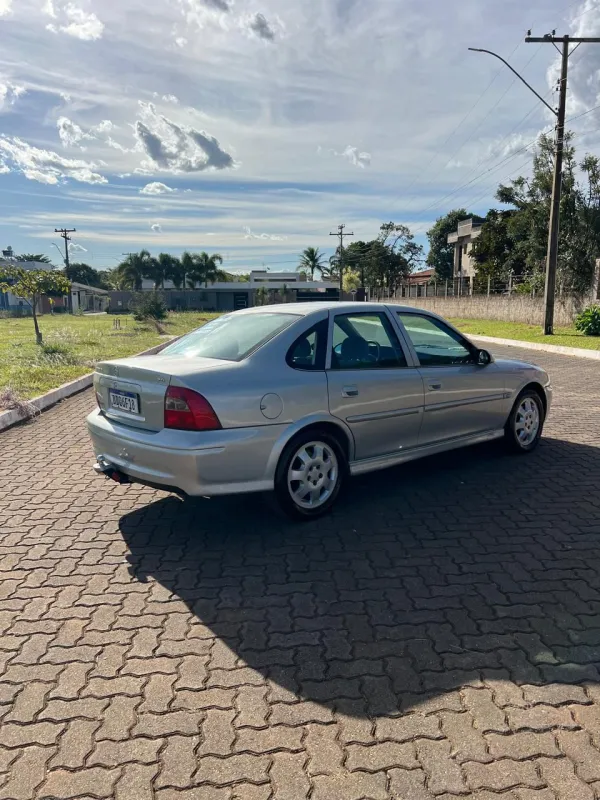 Vectra - Foto #4 do anúncio à venda de Carro clássico