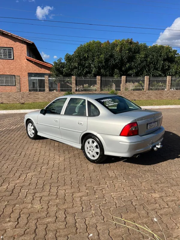 Vectra - Foto #8 do anúncio à venda de Carro clássico