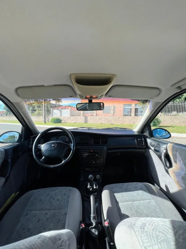 Vectra - Foto #18 do anúncio à venda de Carro clássico