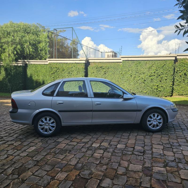 Vectra - Foto #16 do anúncio à venda de Carro clássico