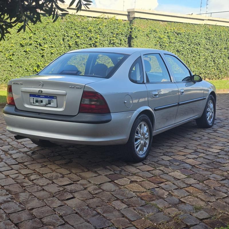 Vectra - Foto #17 do anúncio à venda de Carro clássico