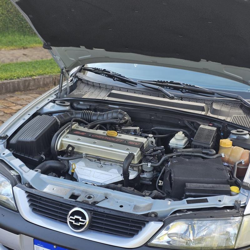 Vectra - Foto #22 do anúncio à venda de Carro clássico