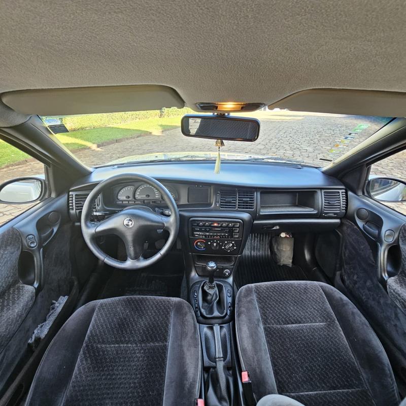 Vectra - Foto #28 do anúncio à venda de Carro clássico