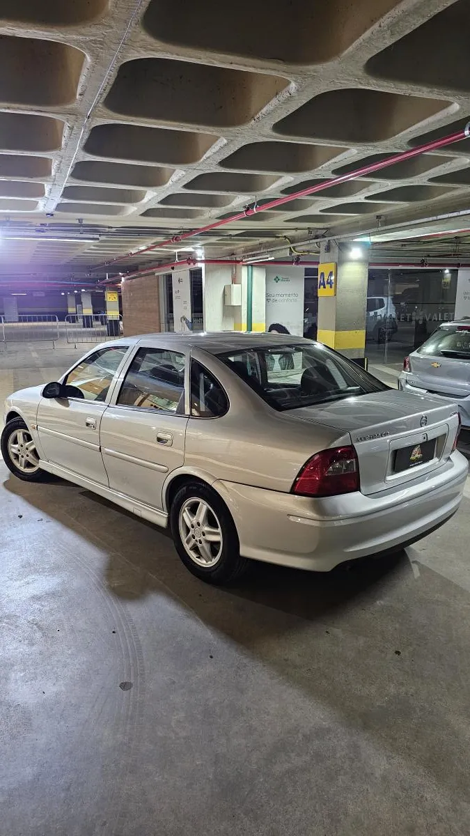 Vectra - Foto #23 do anúncio à venda de Carro clássico