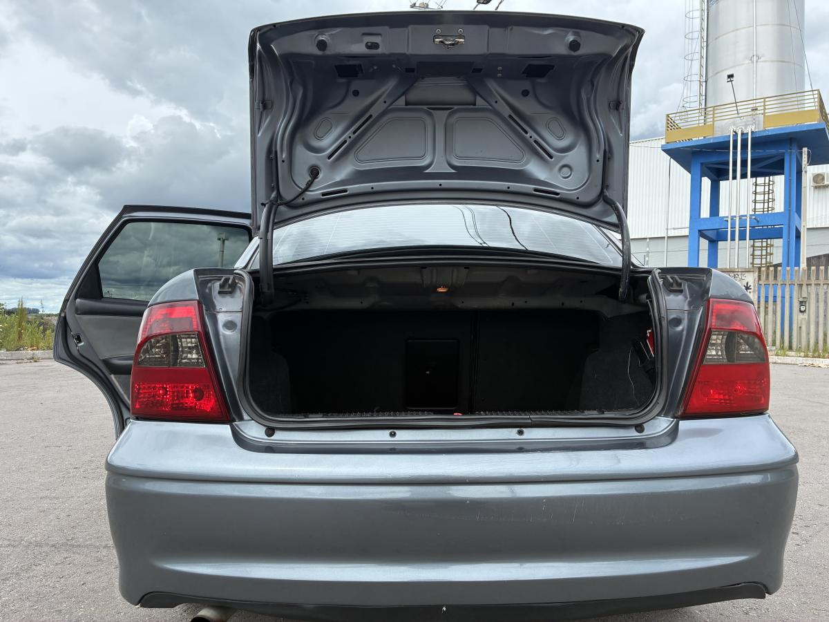 Vectra - Foto #11 do anúncio à venda de Carro clássico