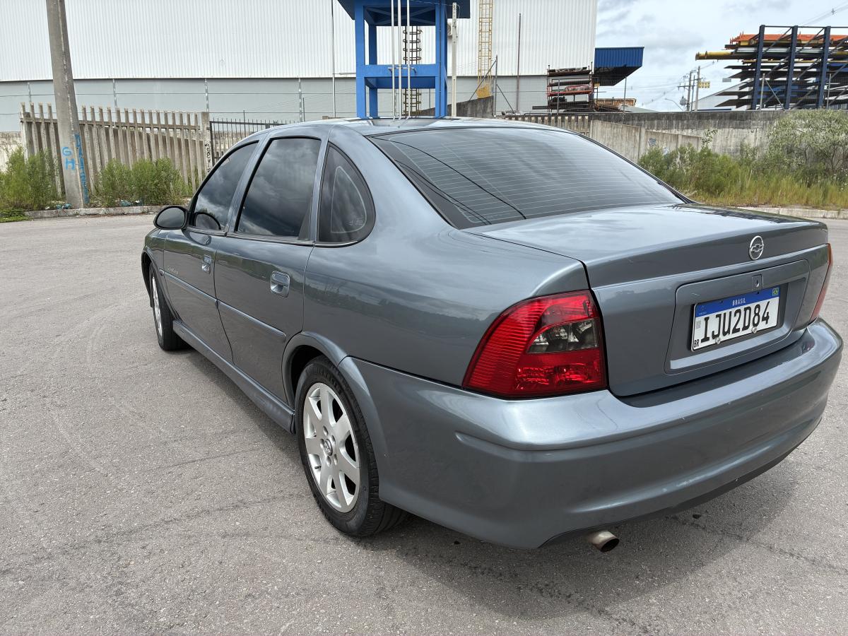 Vectra - Foto #33 do anúncio à venda de Carro clássico