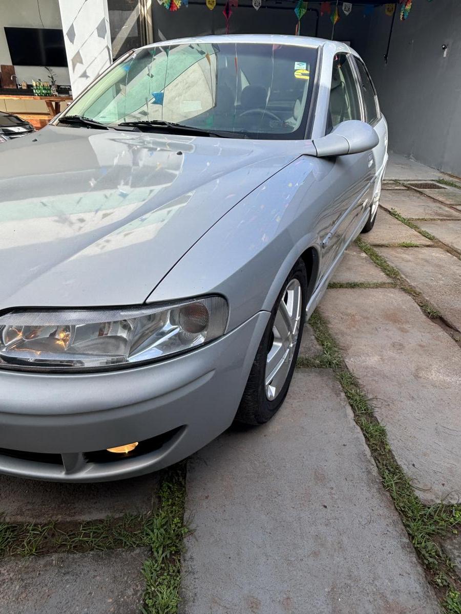 Vectra - Foto #4 do anúncio à venda de Carro clássico