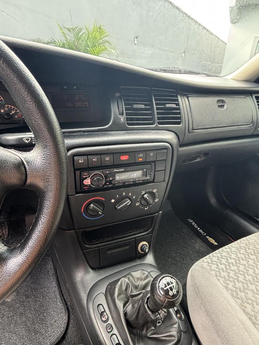 Vectra - Foto #19 do anúncio à venda de Carro clássico