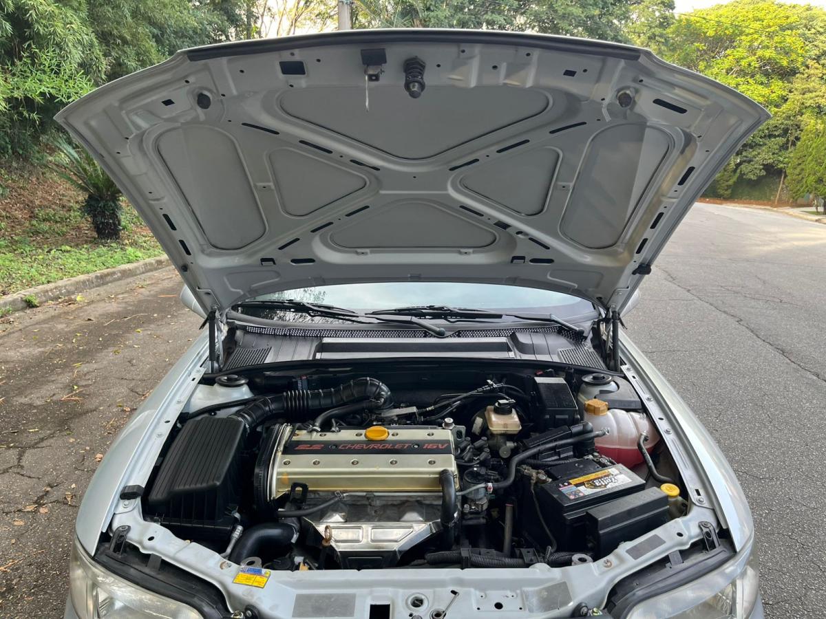 Vectra - Foto #13 do anúncio à venda de Carro clássico