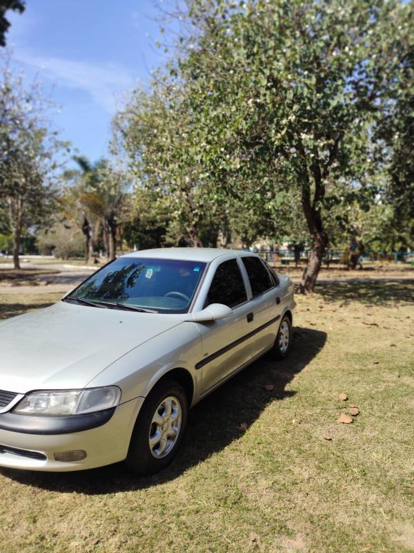 Vectra - Foto #3 do anúncio à venda de Carro clássico