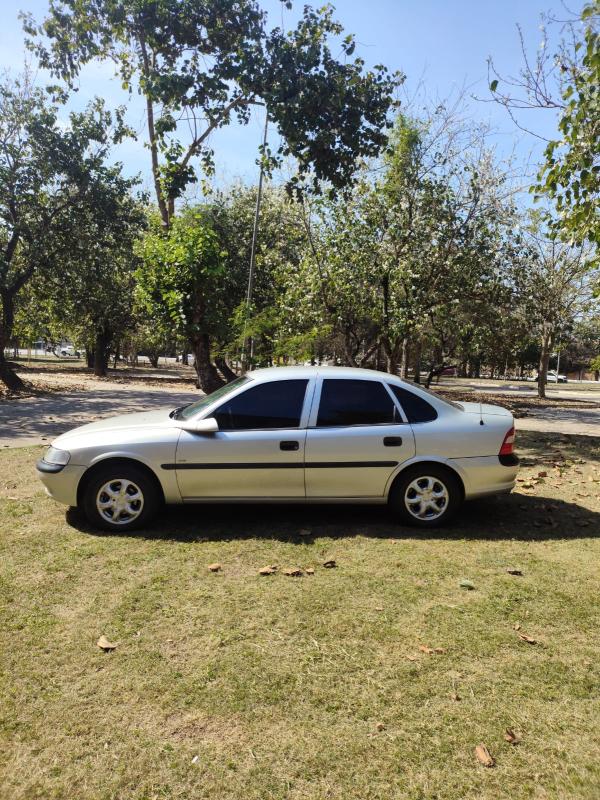 Vectra - Foto #5 do anúncio à venda de Carro clássico