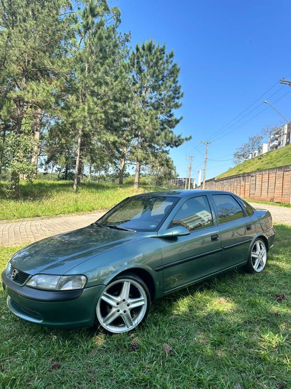 Vectra - Foto #2 do anúncio à venda de Carro clássico