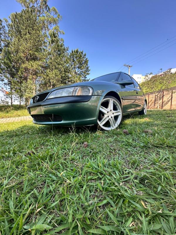 Vectra - Foto #11 do anúncio à venda de Carro clássico