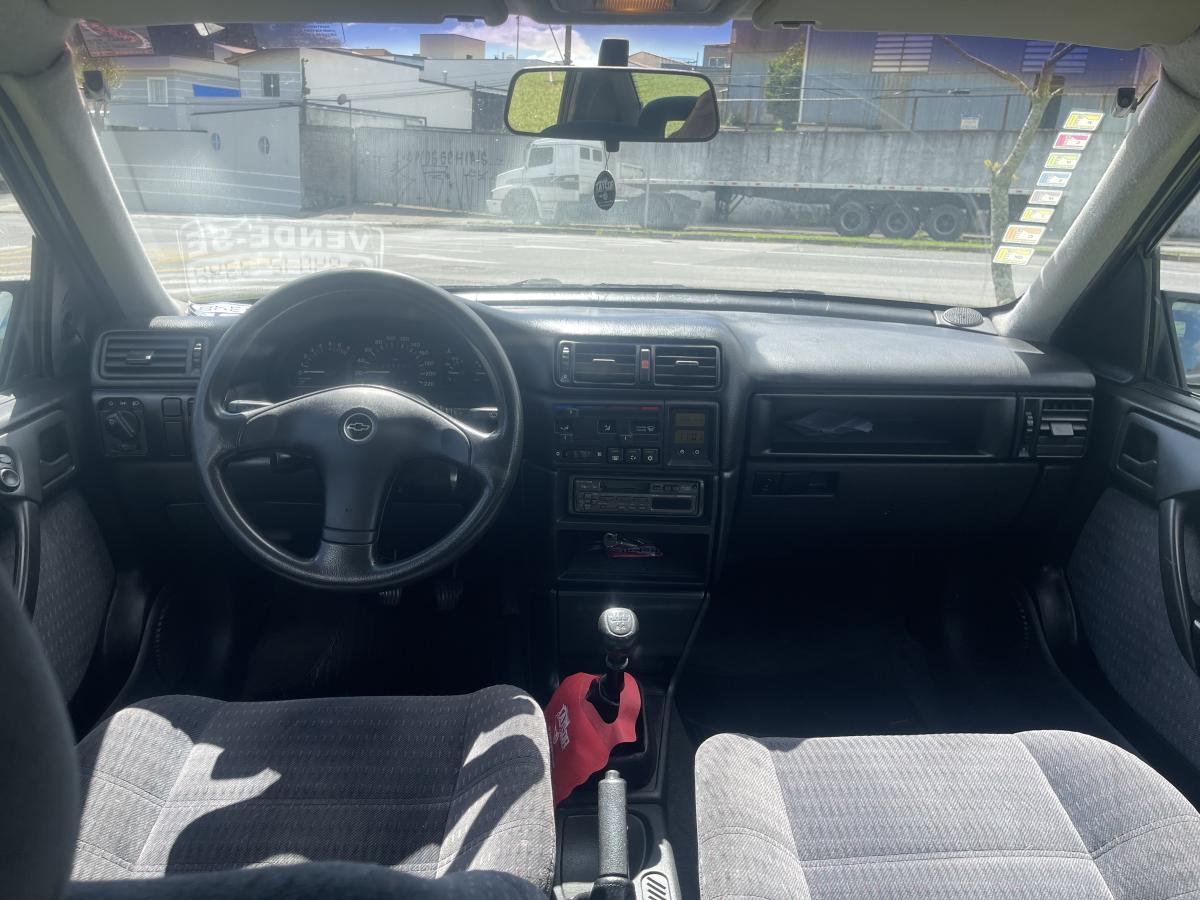 Vectra - Foto #11 do anúncio à venda de Carro clássico