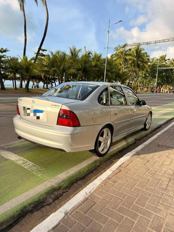 Vectra - Foto #2 do anúncio à venda de Carro clássico