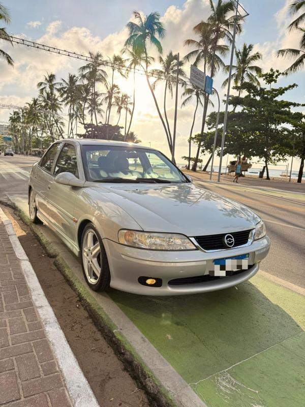Vectra - Foto #9 do anúncio à venda de Carro clássico