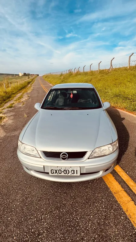 Vectra - Foto #2 do anúncio à venda de Carro clássico
