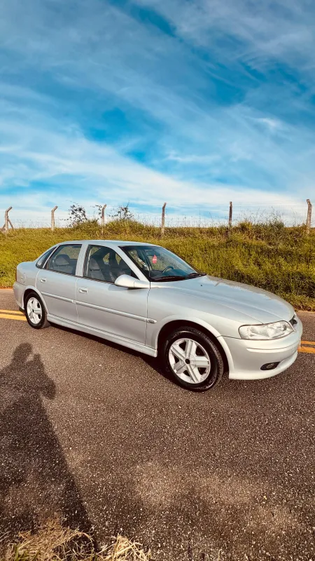 Vectra - Foto #11 do anúncio à venda de Carro clássico