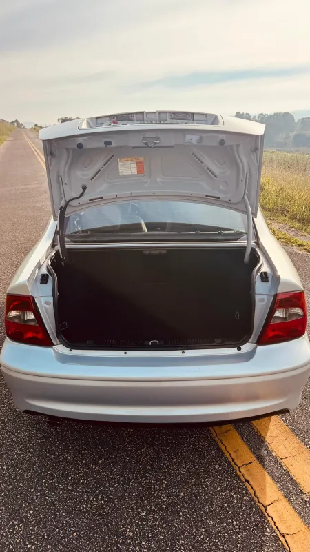 Vectra - Foto #20 do anúncio à venda de Carro clássico