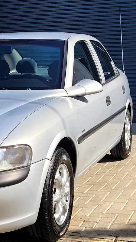 Vectra - Foto #29 do anúncio à venda de Carro clássico