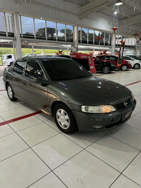 Vectra - Foto #4 do anúncio à venda de Carro clássico