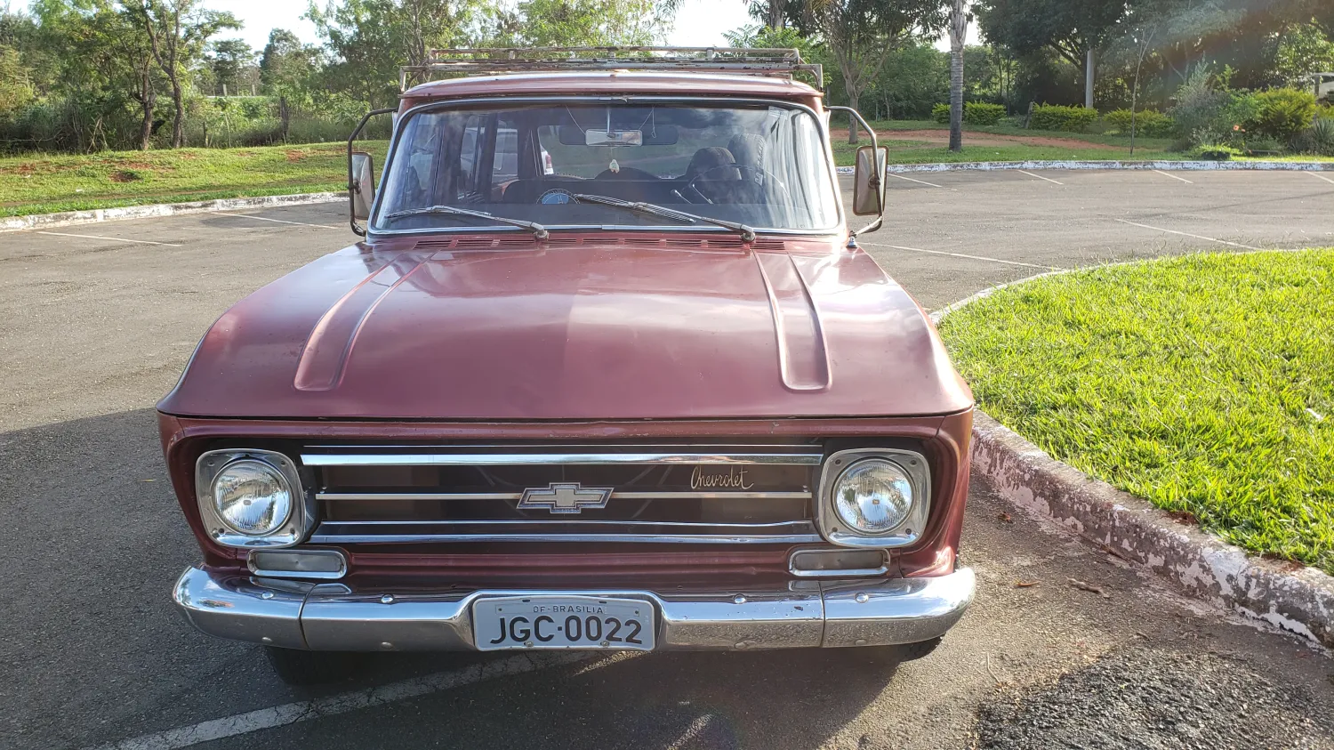 Veraneio - Foto #4 do anúncio à venda de Carro clássico