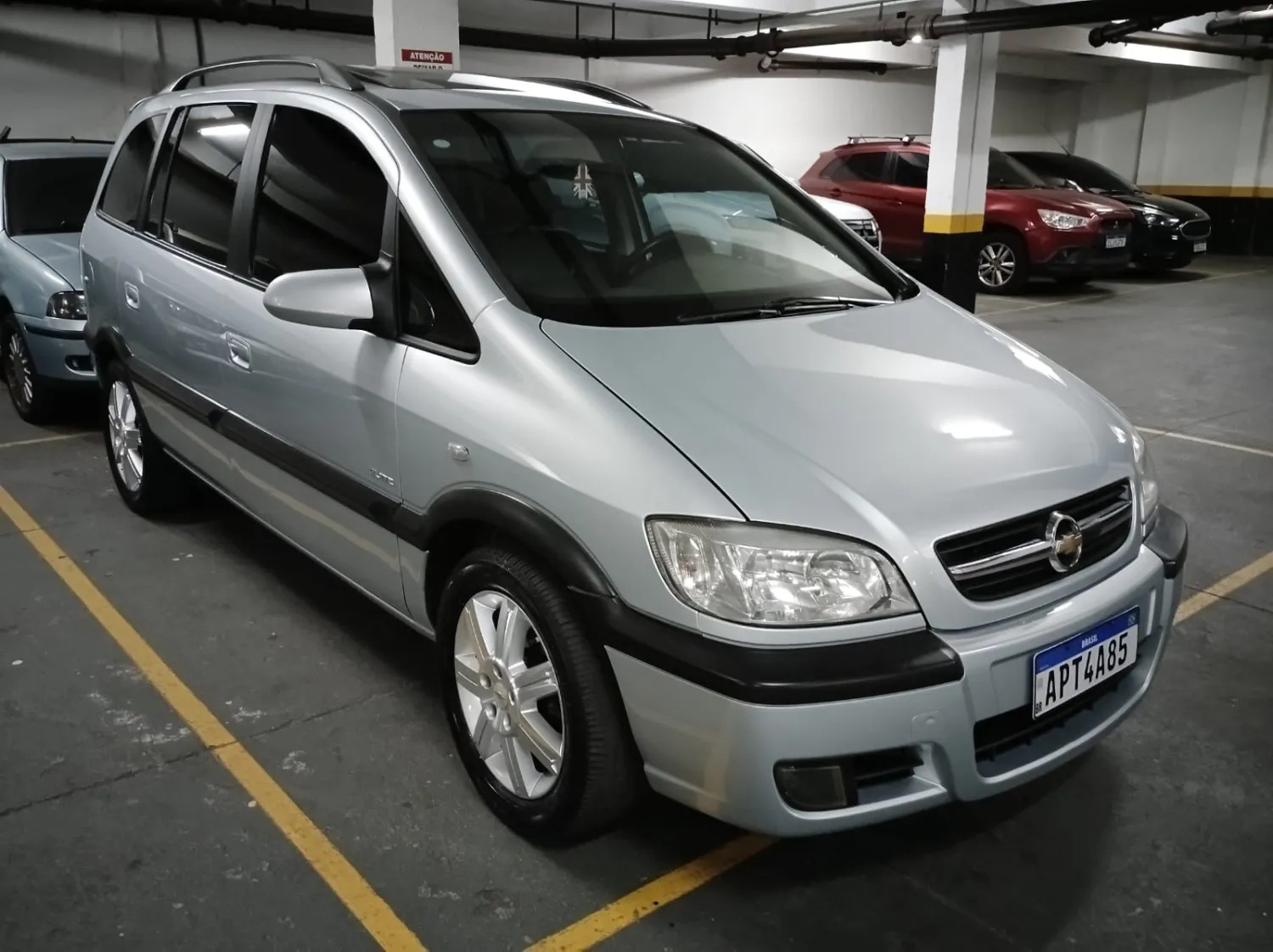 Zafira - Foto #2 do anúncio à venda de Carro clássico
