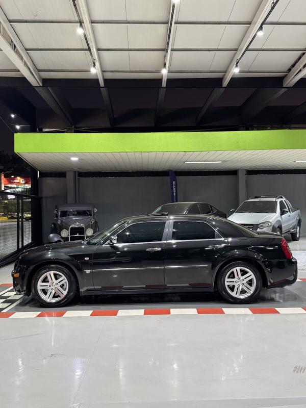 300C - Foto #2 do anúncio à venda de Carro clássico
