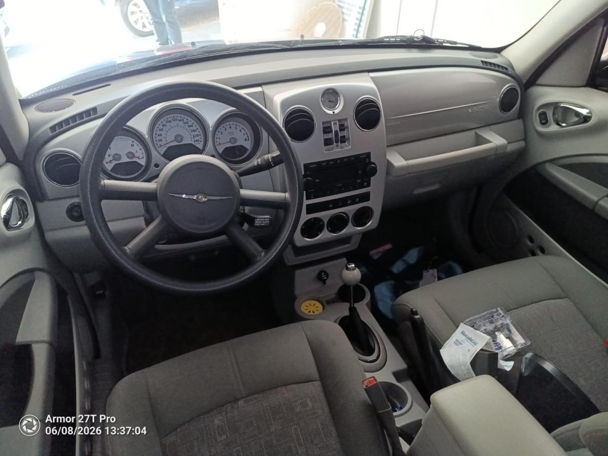 PT Cruiser - Foto #2 do anúncio à venda de Carro clássico
