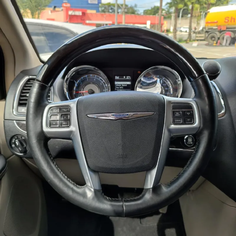 Town & Country - Foto #14 do anúncio à venda de Carro clássico