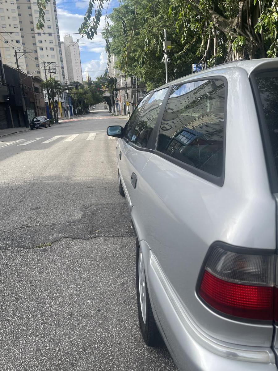 Xantia - Foto #3 do anúncio à venda de Carro clássico