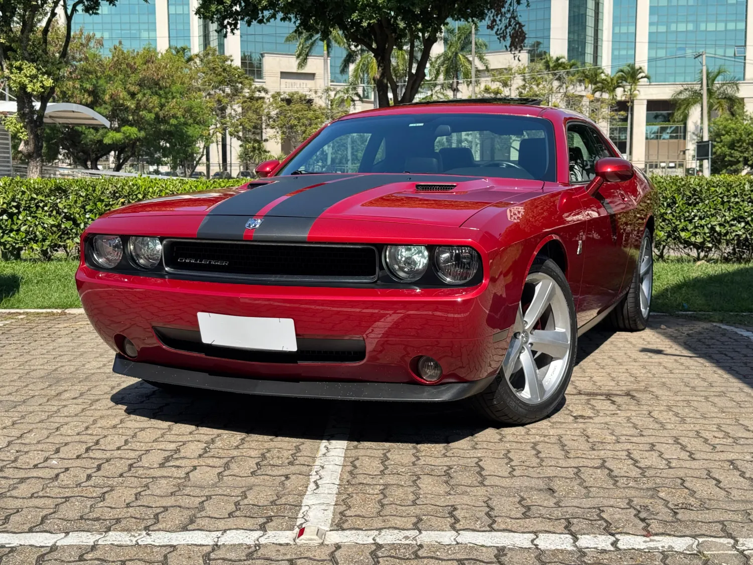 Challenger - Foto #2 do anúncio à venda de Carro clássico