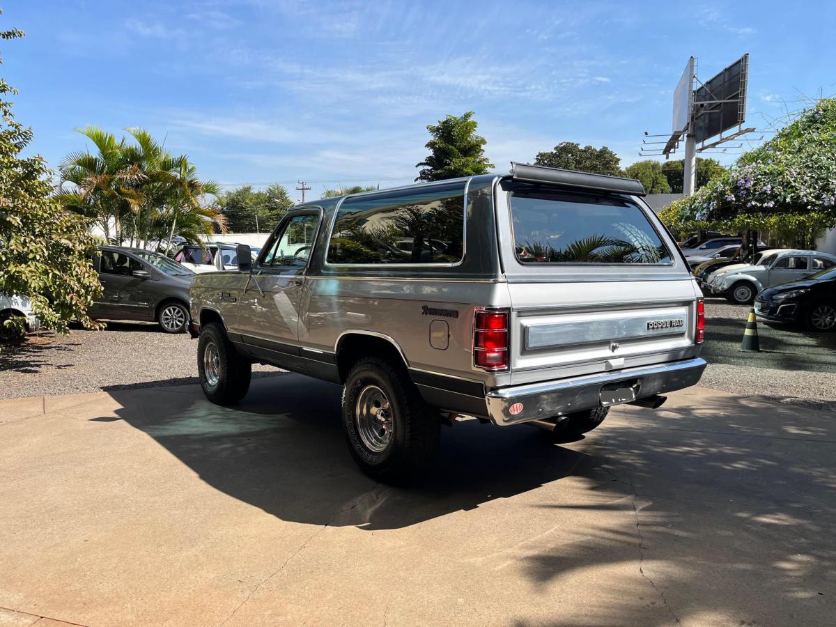 RAM - Foto #7 do anúncio à venda de Carro clássico