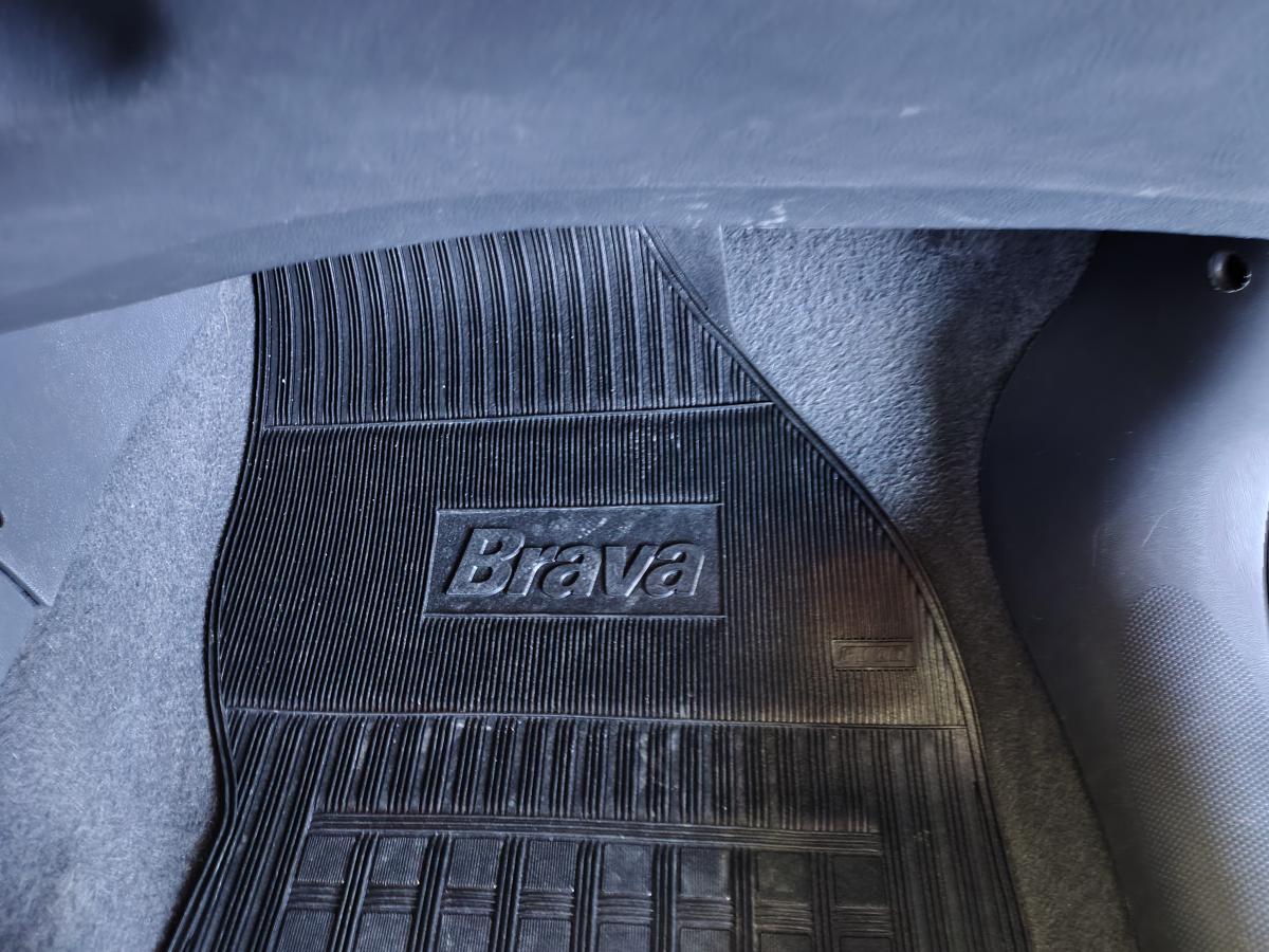 Brava - Foto #17 do anúncio à venda de Carro clássico