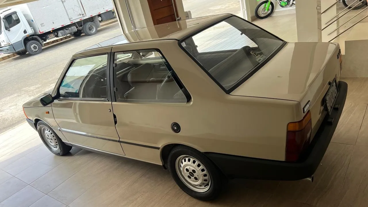 Prêmio - Foto #3 do anúncio à venda de Carro clássico