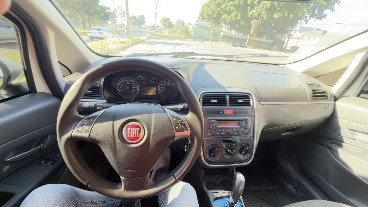 Punto - Foto #6 do anúncio à venda de Carro clássico