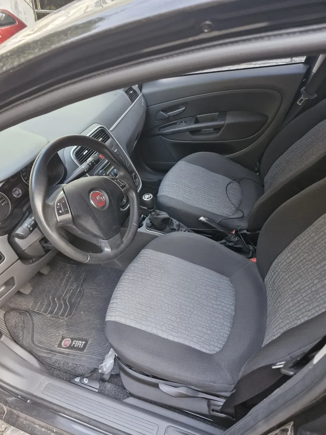 avv-fiat-punto-venda-04a12bf-imagem-007