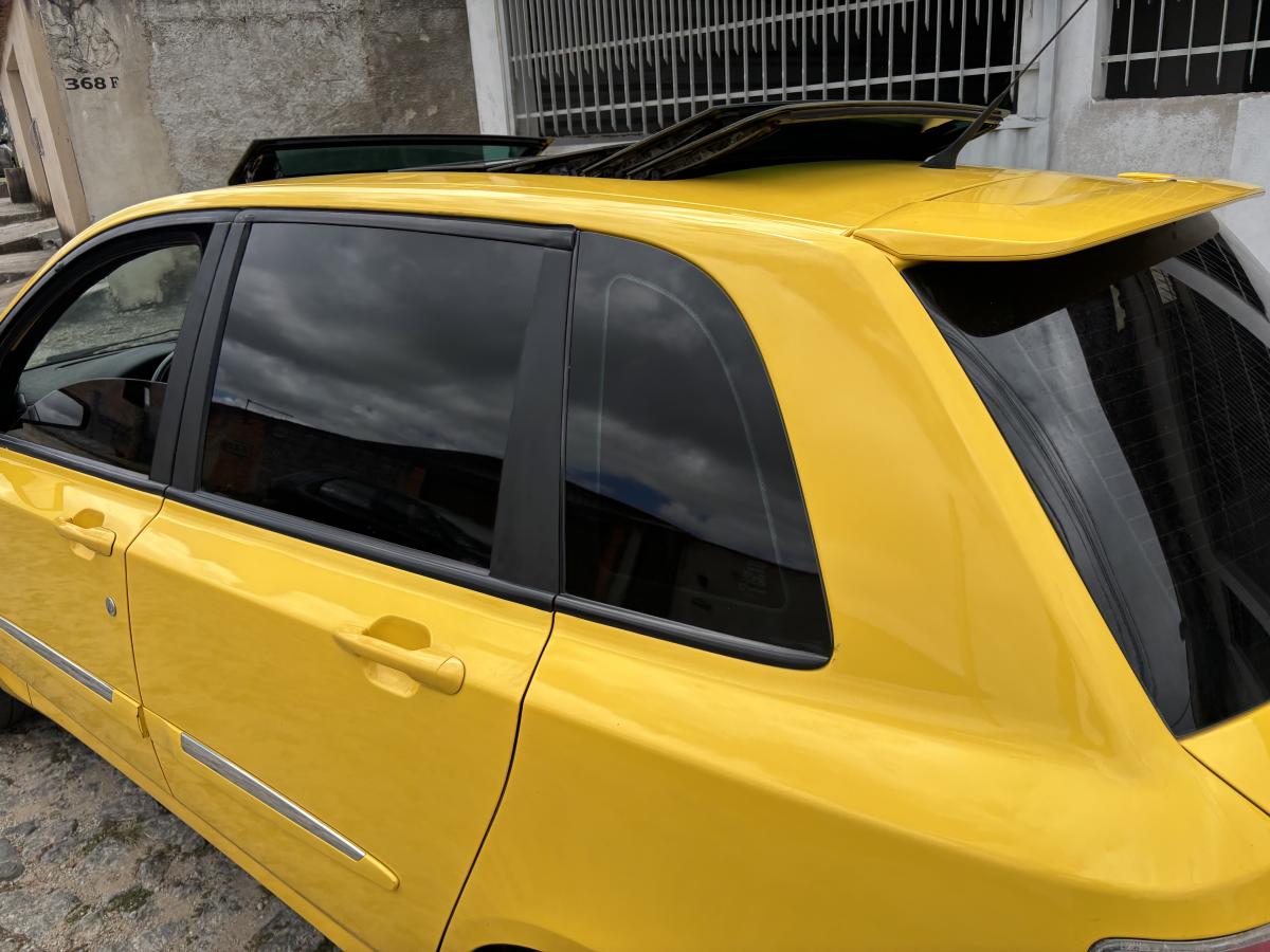 Stilo - Foto #7 do anúncio à venda de Carro clássico